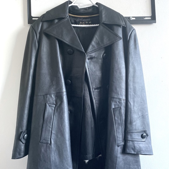 🖤Vintage 90s Leather Pea Coat with Inner Lining🖤 - Picture 1 of 3